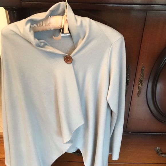 bobeau Sweaters - One-Button Fleece Wrap Cardigan
BOBEAU